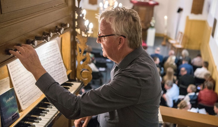 Onderzoek naar kerkmuziek: orgelbegeleiding is favoriet