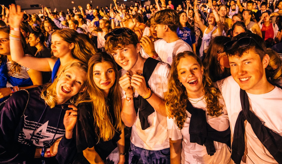 Protestantse Kerk stimuleert interculturele ontmoeting met 'Share Joy, Share Faith' tijdens EO-jongerendag