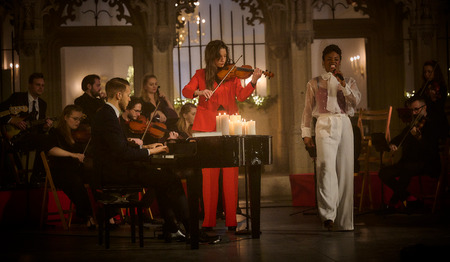 Lied: Symphony of Life (met DJ Sefa)